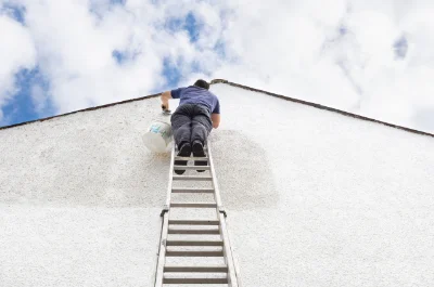 Peinture extérieure à Colonzelle — façades et ravalement